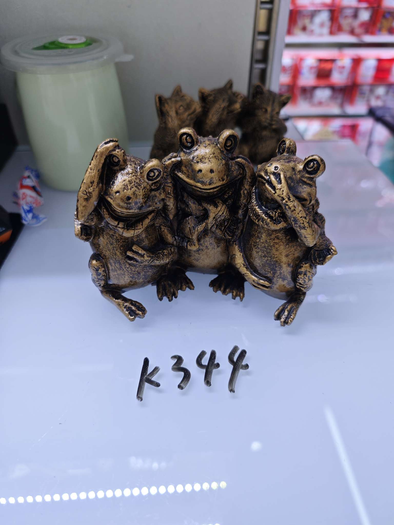 萌粒创意树脂冰箱贴 工艺品礼品 儿童玩具 车载摆件 树脂工艺品摆设 艺术品收藏品
树脂工艺品摆件装饰家居详情图3