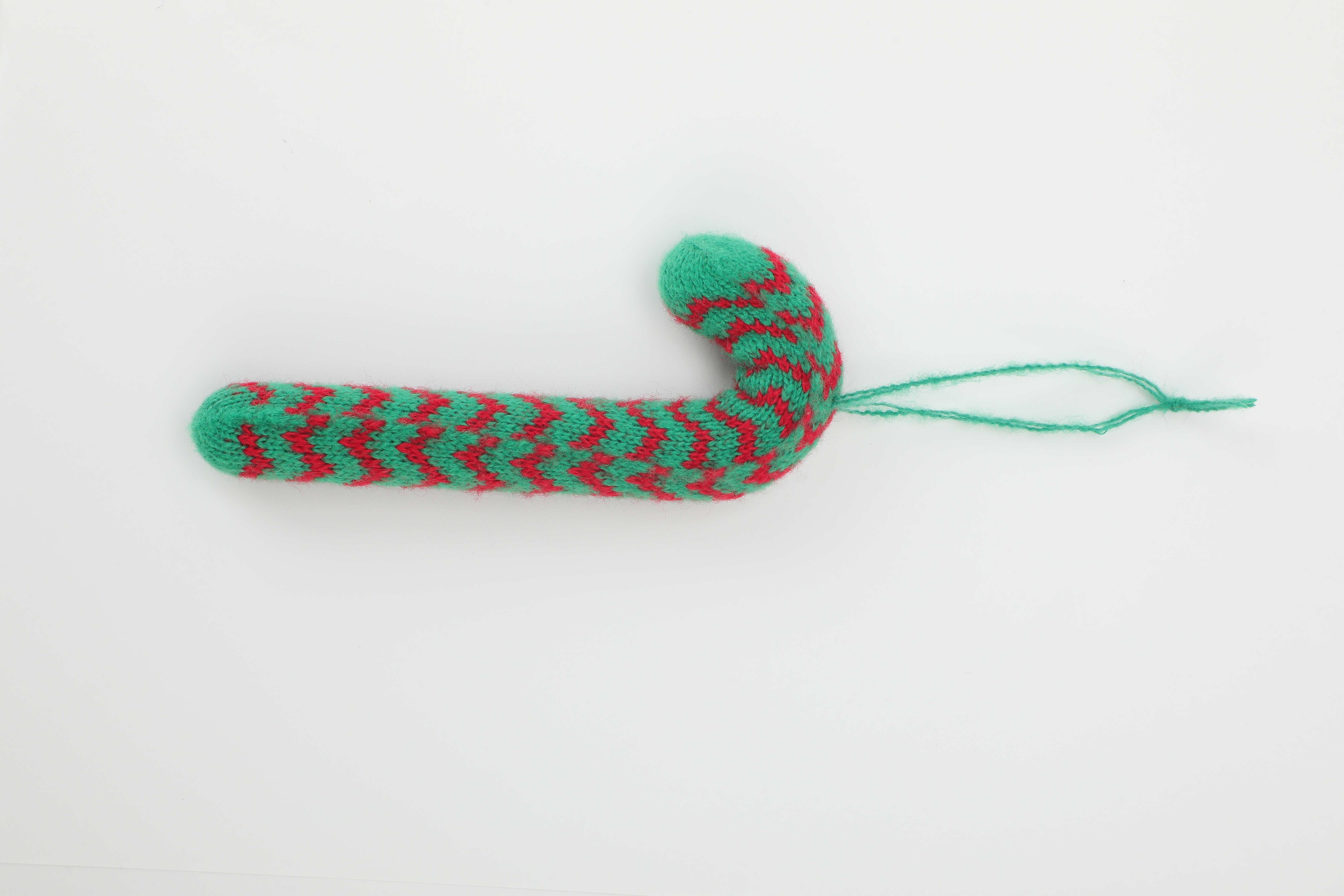 太阳能草坪灯照亮圣诞夜 圣诞装饰品全套包括电动圣诞礼品圣诞袜装饰品 圣诞摆件和圣诞树裙增添节日气氛