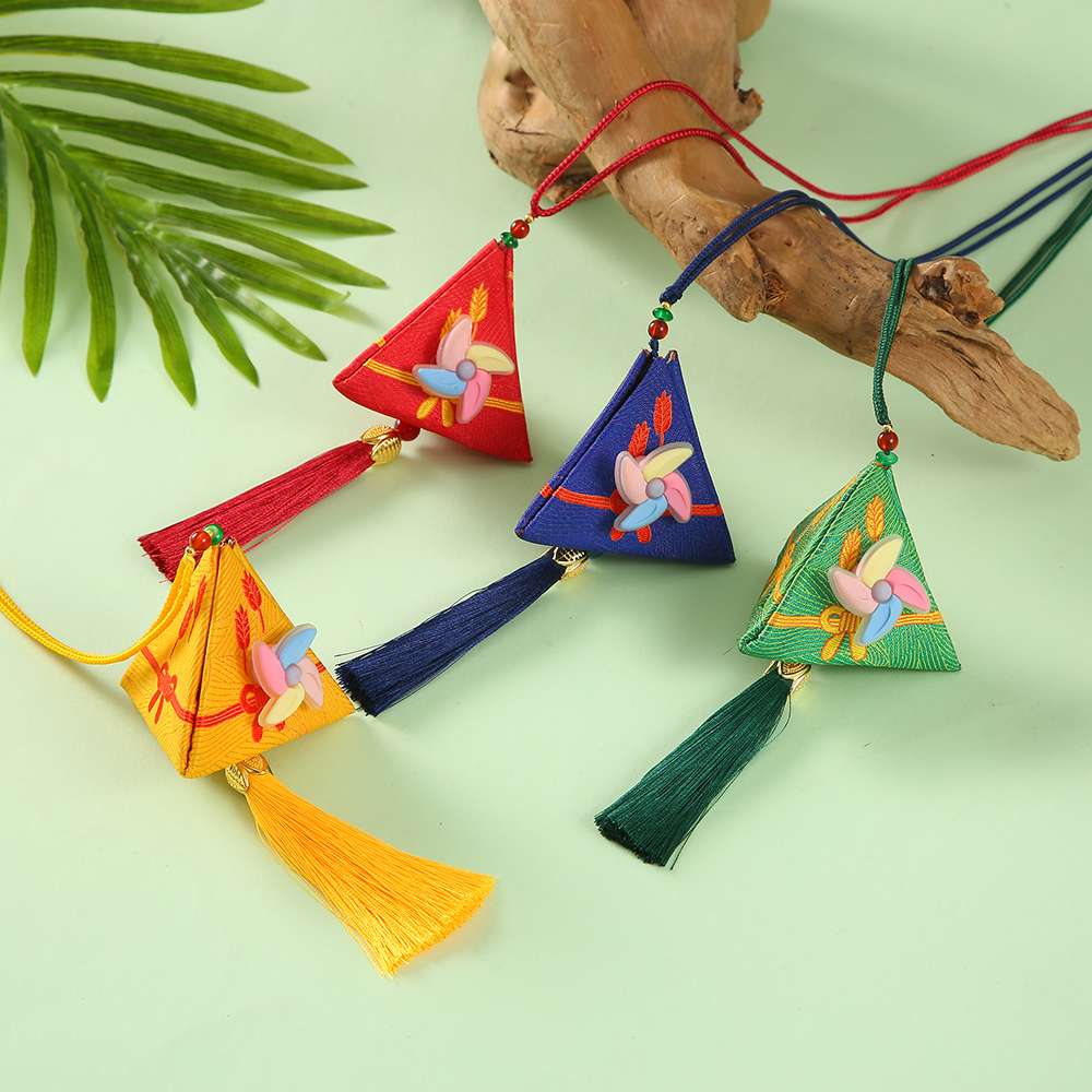"Lucky bag omamori, exquisite handicrafts, sachet gift set, handcrafted sachet, unique sachet design, exquisite gift handicrafts, sachet, omamori, lucky bag, sachet, sachet omamori, bestsellers for the Dragon Boat Festival. details Picture