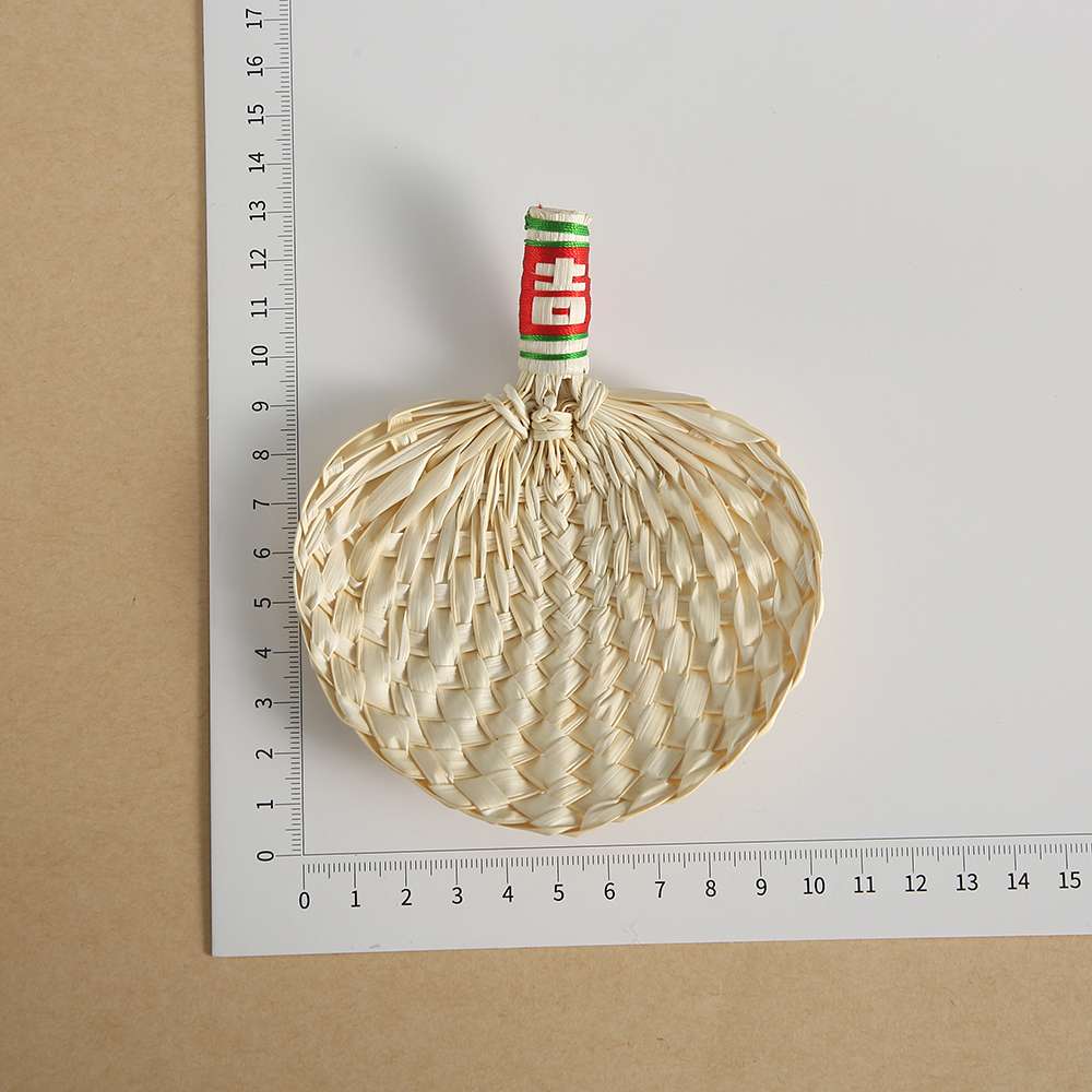 Exquisite folk handicraft collectibles, unique designs, handcrafted gifts, precious traditional cultural artworks, giveaways, mini DIY handcrafted palm-leaf fans detail image 7