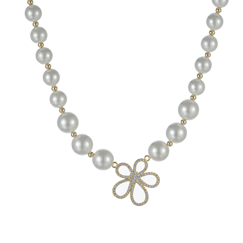 A high-end and niche necklace with floral pearls Item Picture