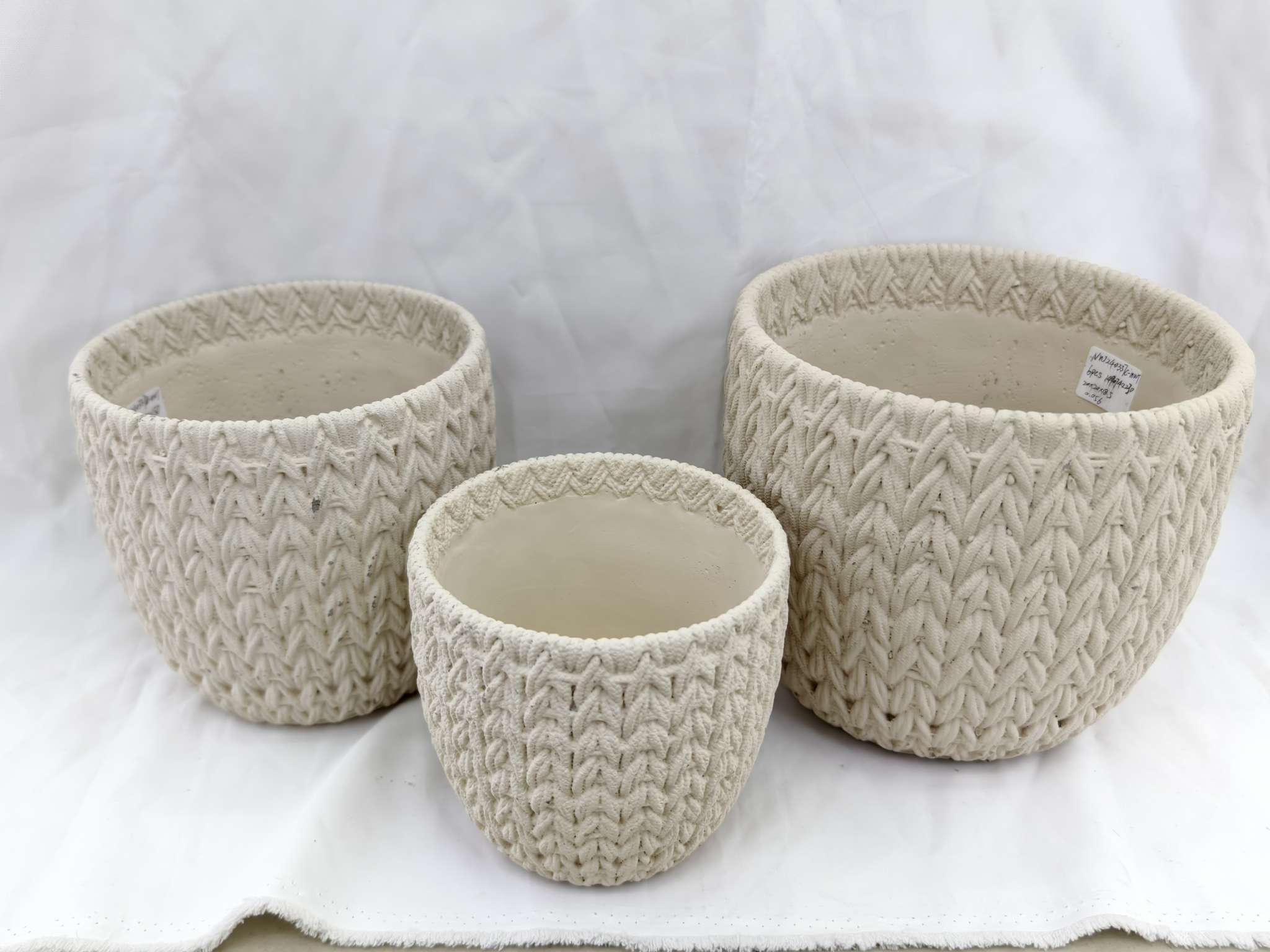 Pet and gardening special woven plastic flowerpots, red clay small flowerpots, design simulation plastic flowerpots, indoor decorative flowerpot containers, suitable for all kinds of plants details Picture