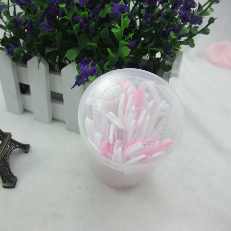The new plastic dental floss stick, dental floss and toothpick combination set of Xinwang brand, toothbrush base with sealing clip, export quality Item Picture