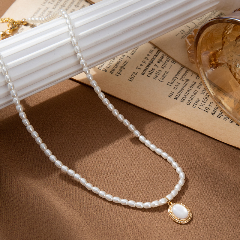 旦形贝母小吊坠轻奢小众高级感小米珠项链详情5