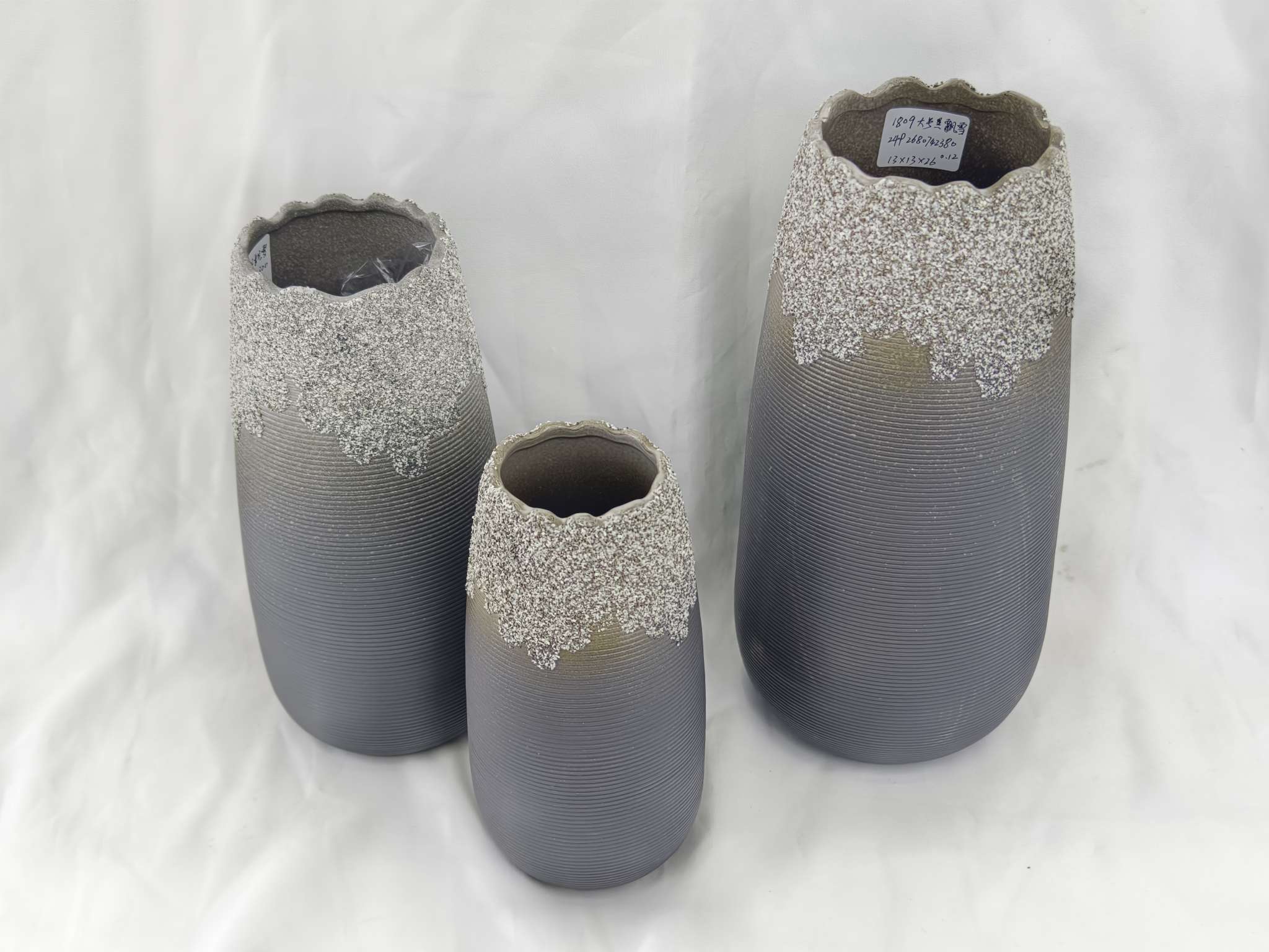 Pet and gardening special red clay small flowerpots are suitable for indoor and outdoor woven flowerpots, plastic simulation flowerpots, durable and environmentally friendly vases, lightweight and portable plant potted plants details Picture