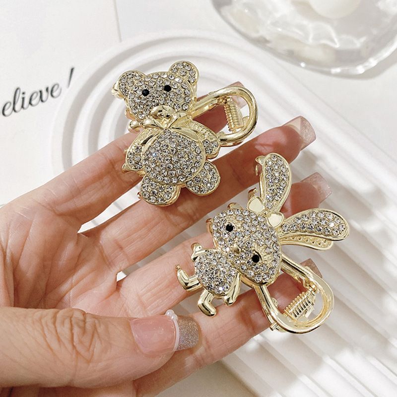 Retro bear, exquisite and stylish hair clip, elegant sparkling diamond scratch-off clip, fashionable little chanel-style scratch-off clip, sweet, versatile and cute