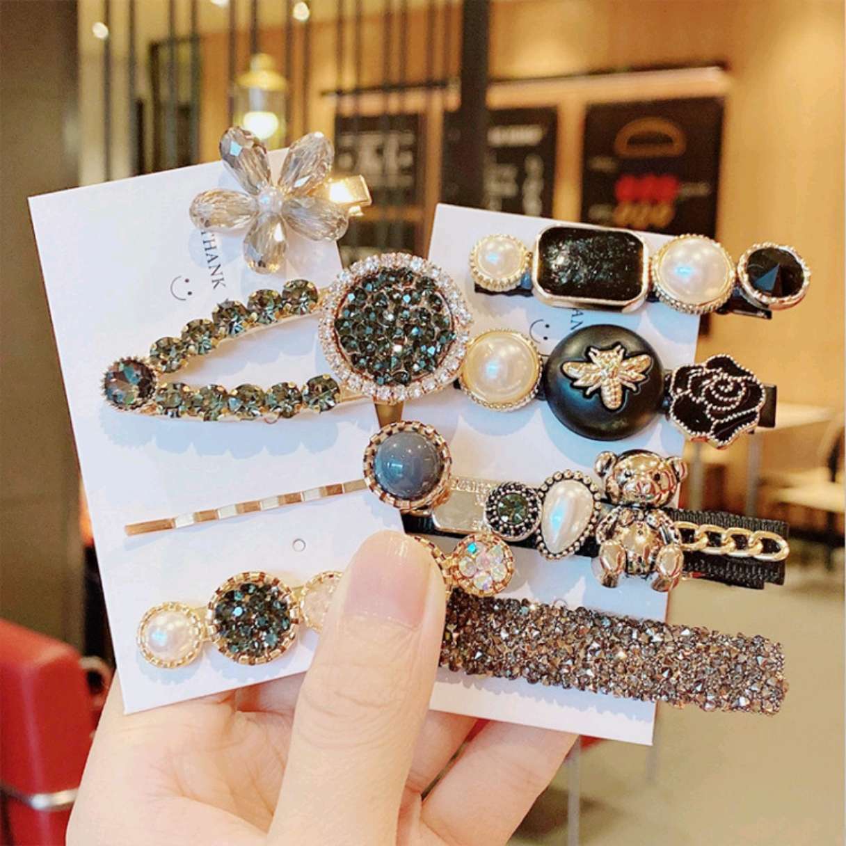 2025 Internet-famous pearl hair clip, Korean version of elegant girl, side Instagram water diamond headwear, one-piece set, bangs hair clip details Picture