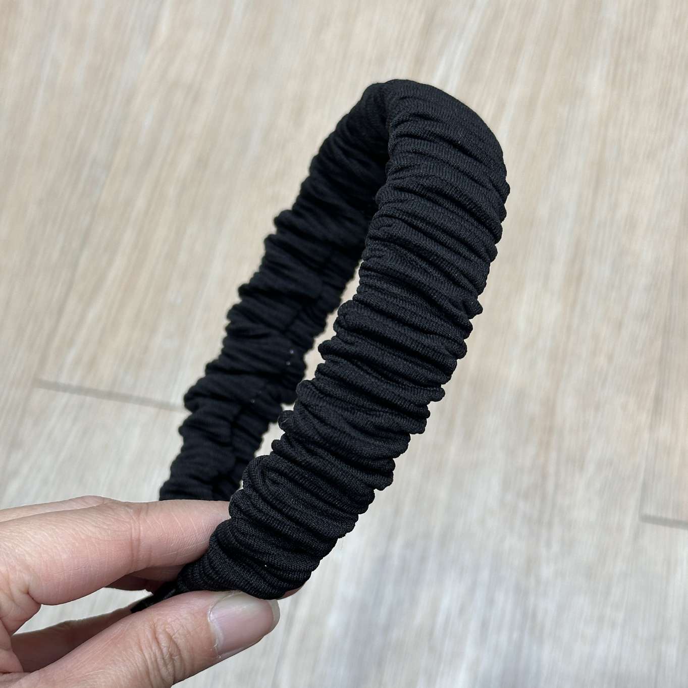 The thick-striped large headband with a Middle and South American style, the wrinkled headband, the wide toothless accessory, the hair accessory and headband are classic and long-lasting without fading detail image 8