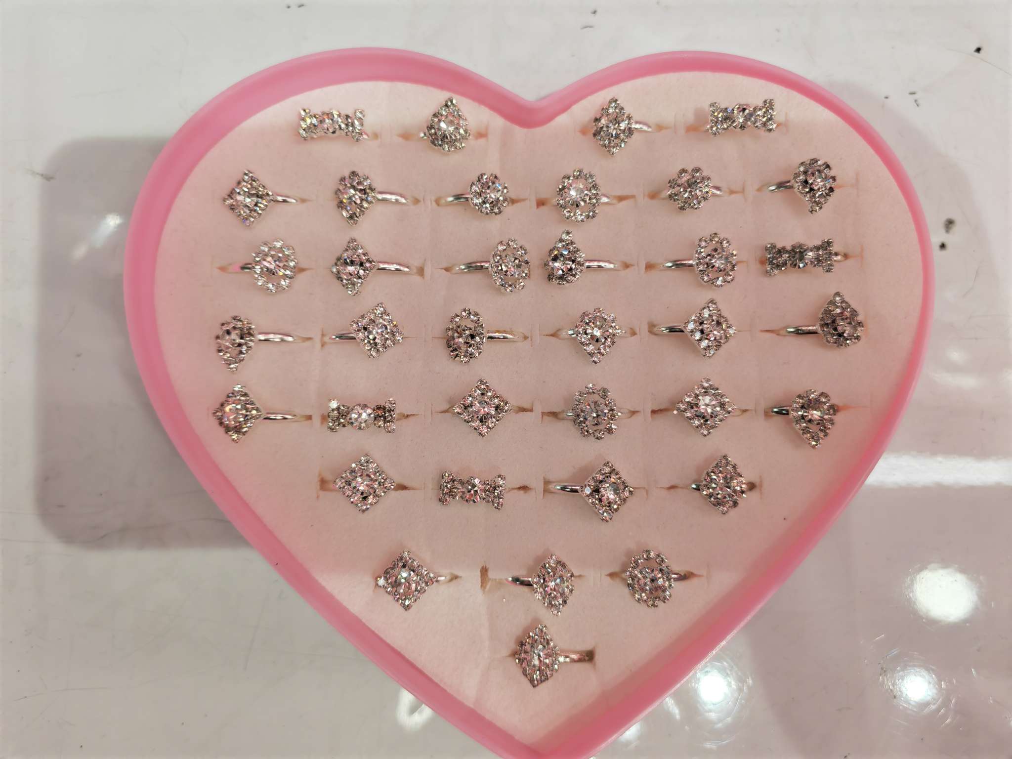 2025年新款戒指玻璃白钻1234儿童穿戴甲戒指套装盒