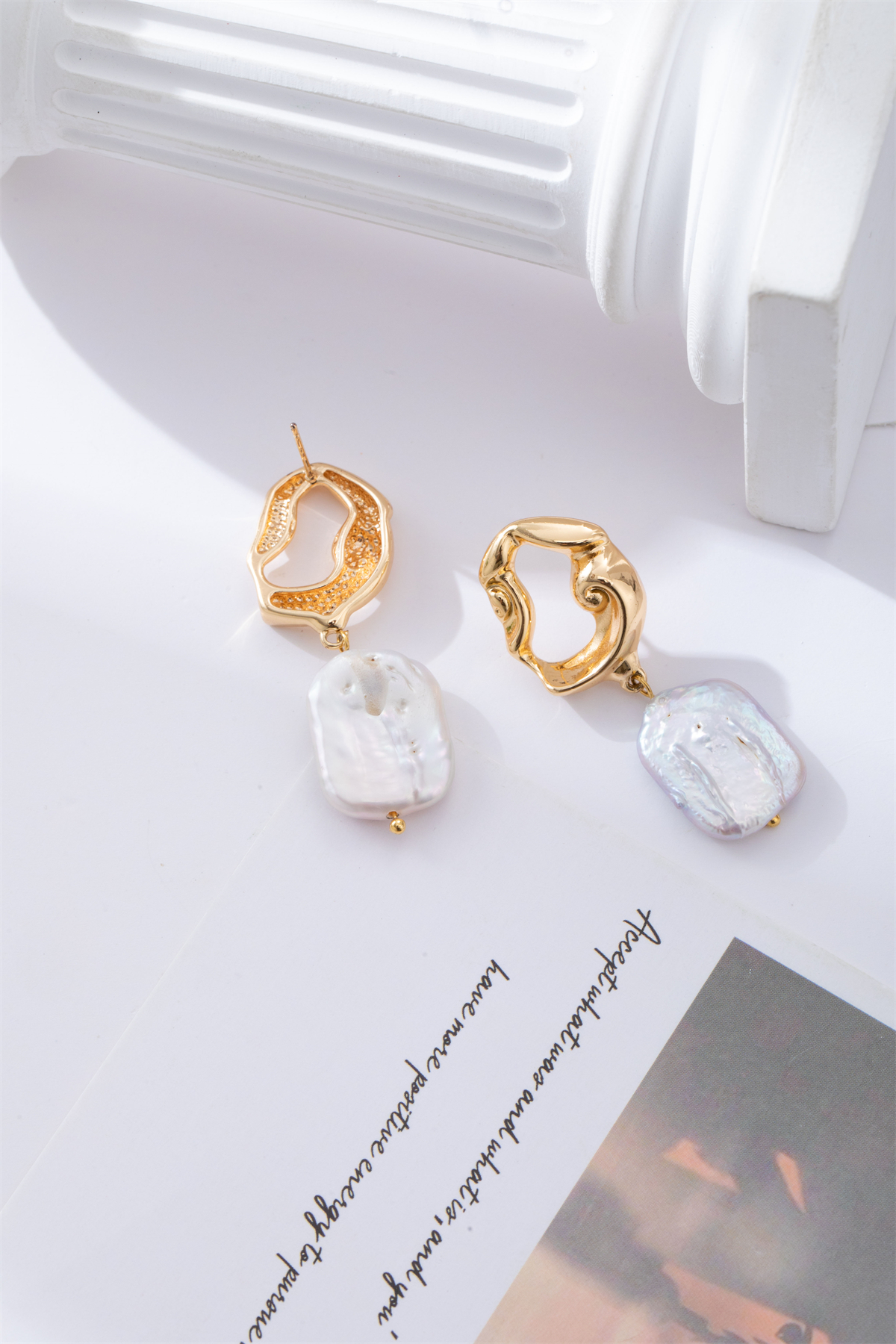 High-end Baroque irregular-shaped hollowed-out pearl stud earrings pic 5