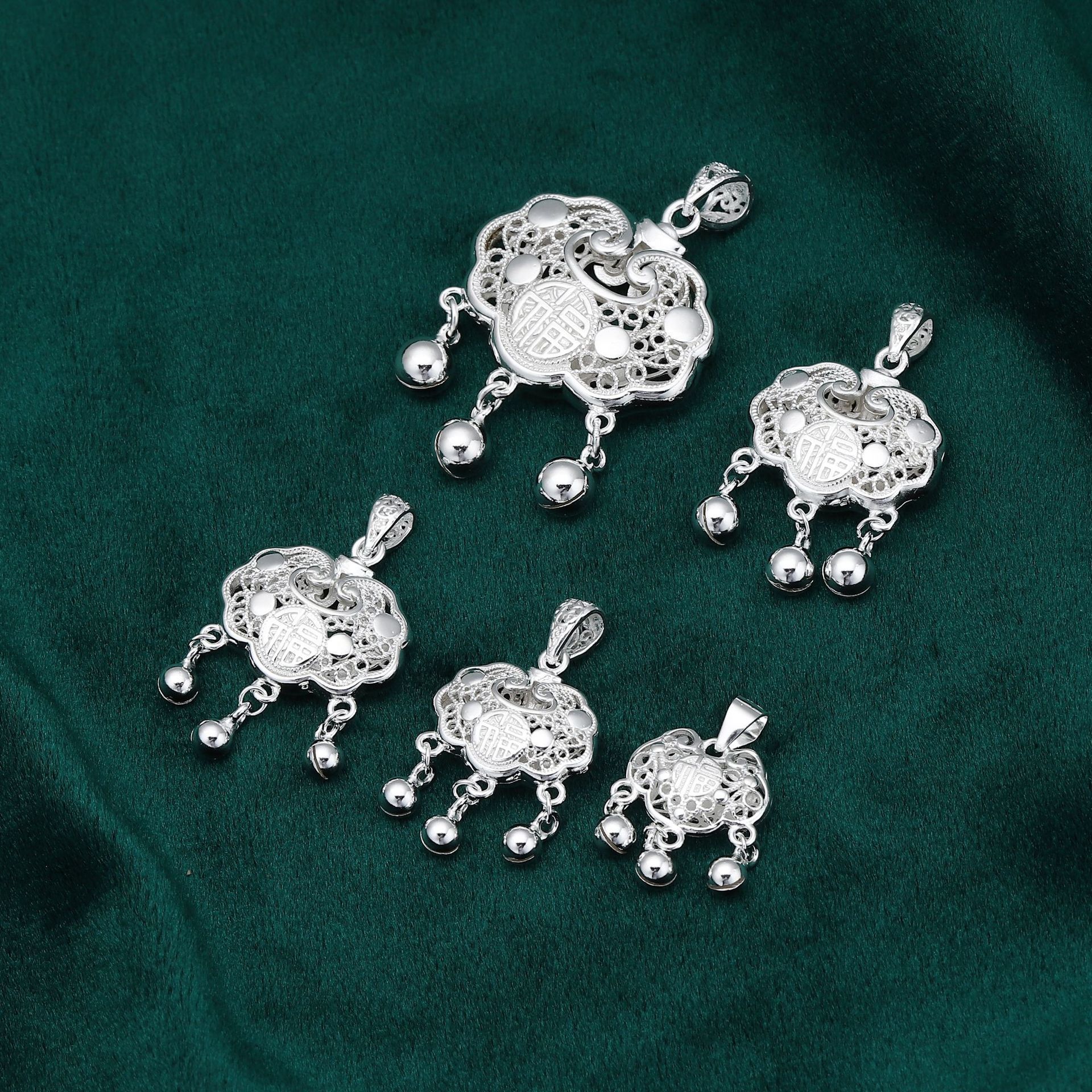 S999 pure silver "Fu" character filigold longevity lock, baby and children's pure silver hollowed-out silver lock, safety lock, adult silver jewelry fortune lock