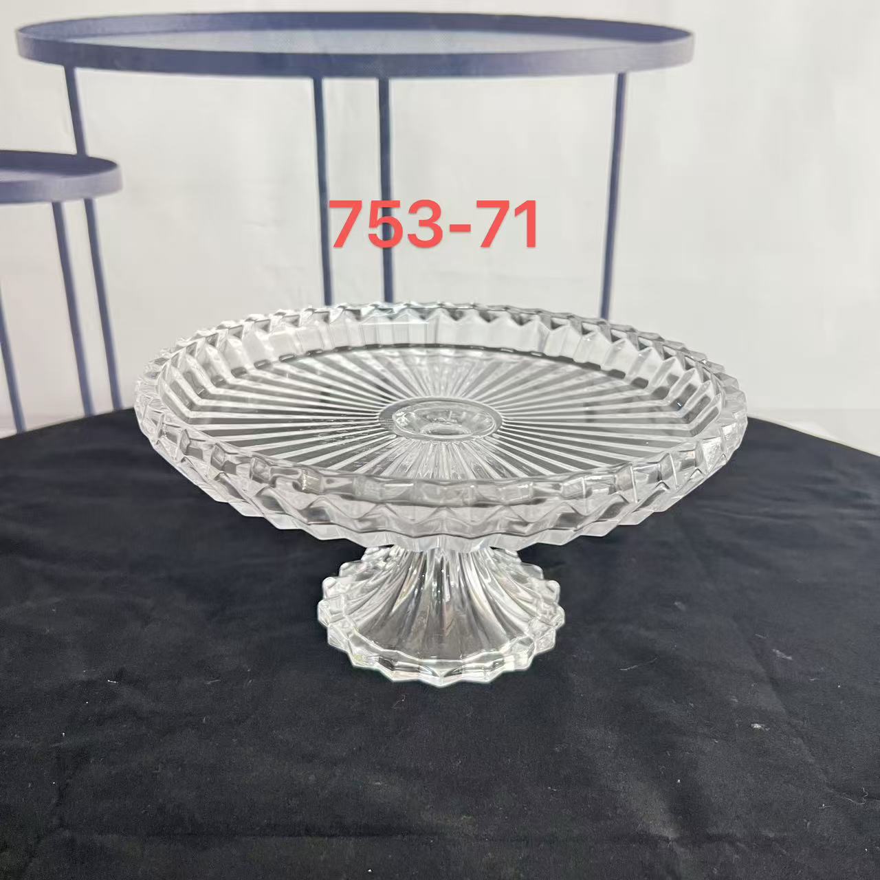 European-style creative metal fruit plate, living room home decoration fruit plate, glass coffee table, dried fruit plate wholesale factory direct sales, cross-border snack plate, high-quality home products, Yangxuan 1207 European-style creative metal fruit plate, living room home decoration fruit plate, glass coffee table, dried fruit plate wholesale factory direct sales, cross-border snack plate, high-quality home products, Yangxuan 1207