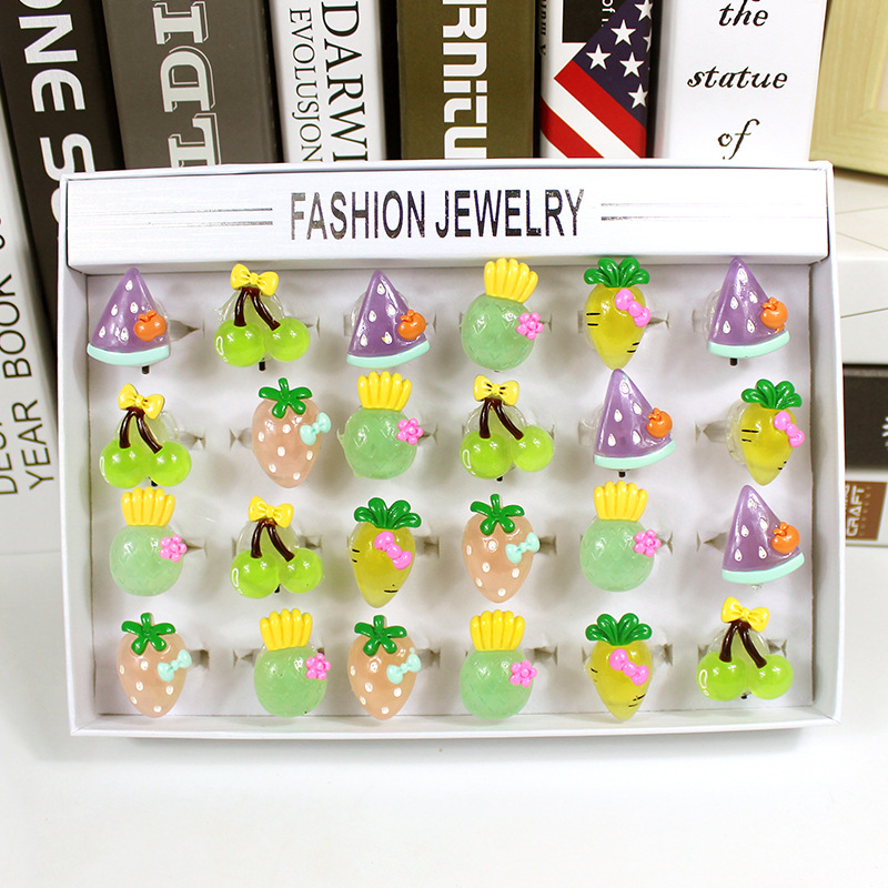 儿童水果发光手指灯吸卡装闪光灯炫彩LED灯魔幻夜光灯儿童玩具 