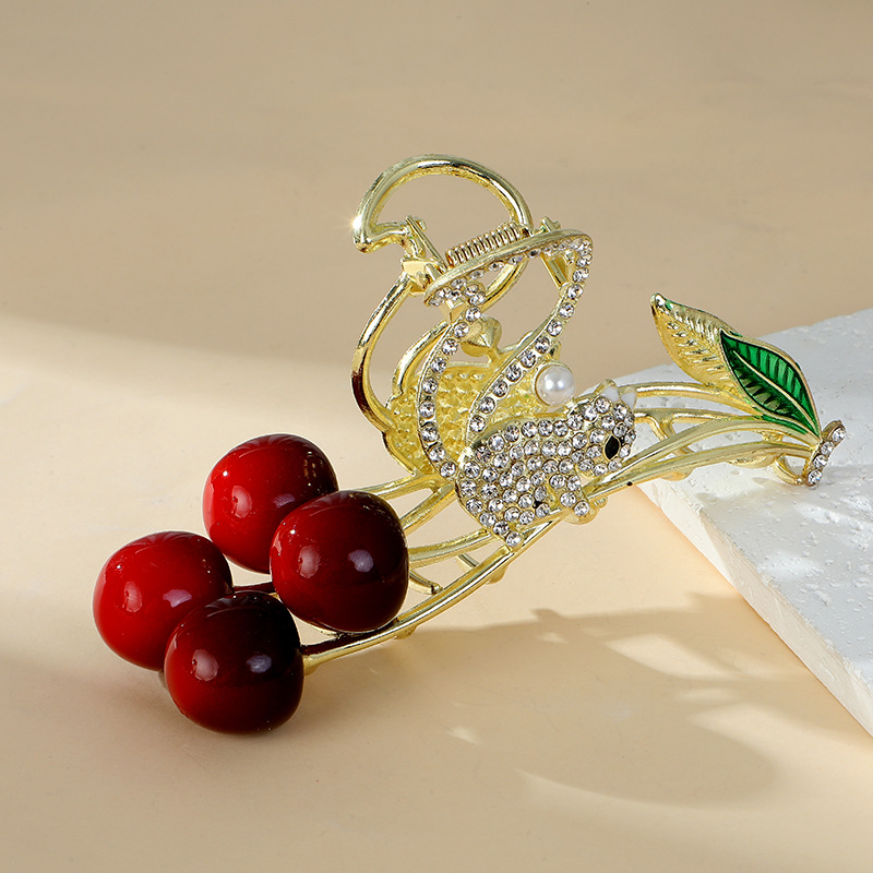 天意饰品精美发饰 头饰发梳头饰 高档头绳 地摊热销抓夹 头饰新款女式鲨鱼夹细节图