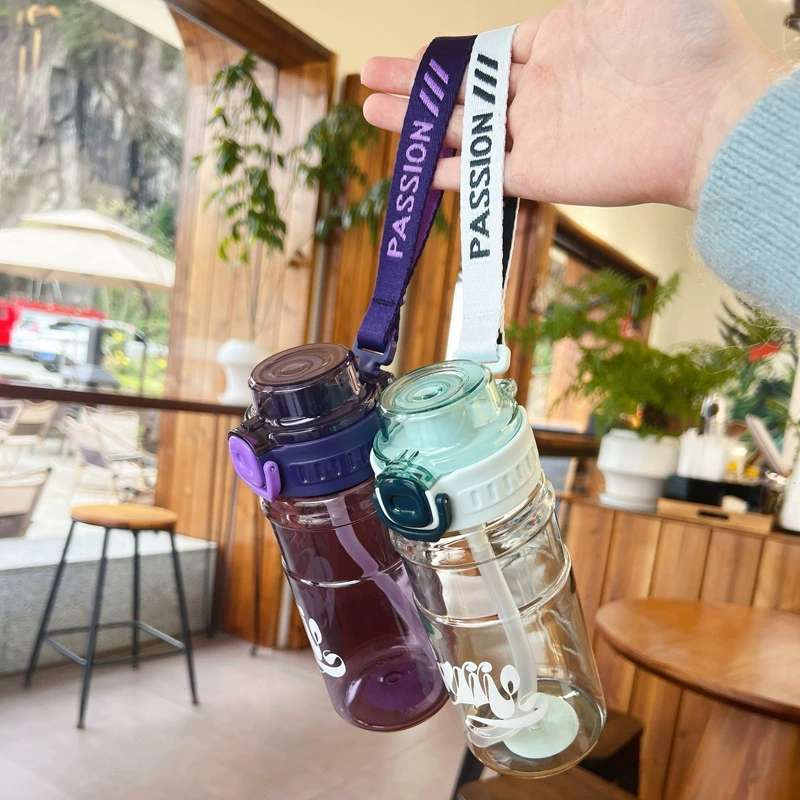 X152-XBD-6087 Summer new water cup Large capacity plastic cup students outdoor sports cup High appearance level high temperature straw portable Item Picture