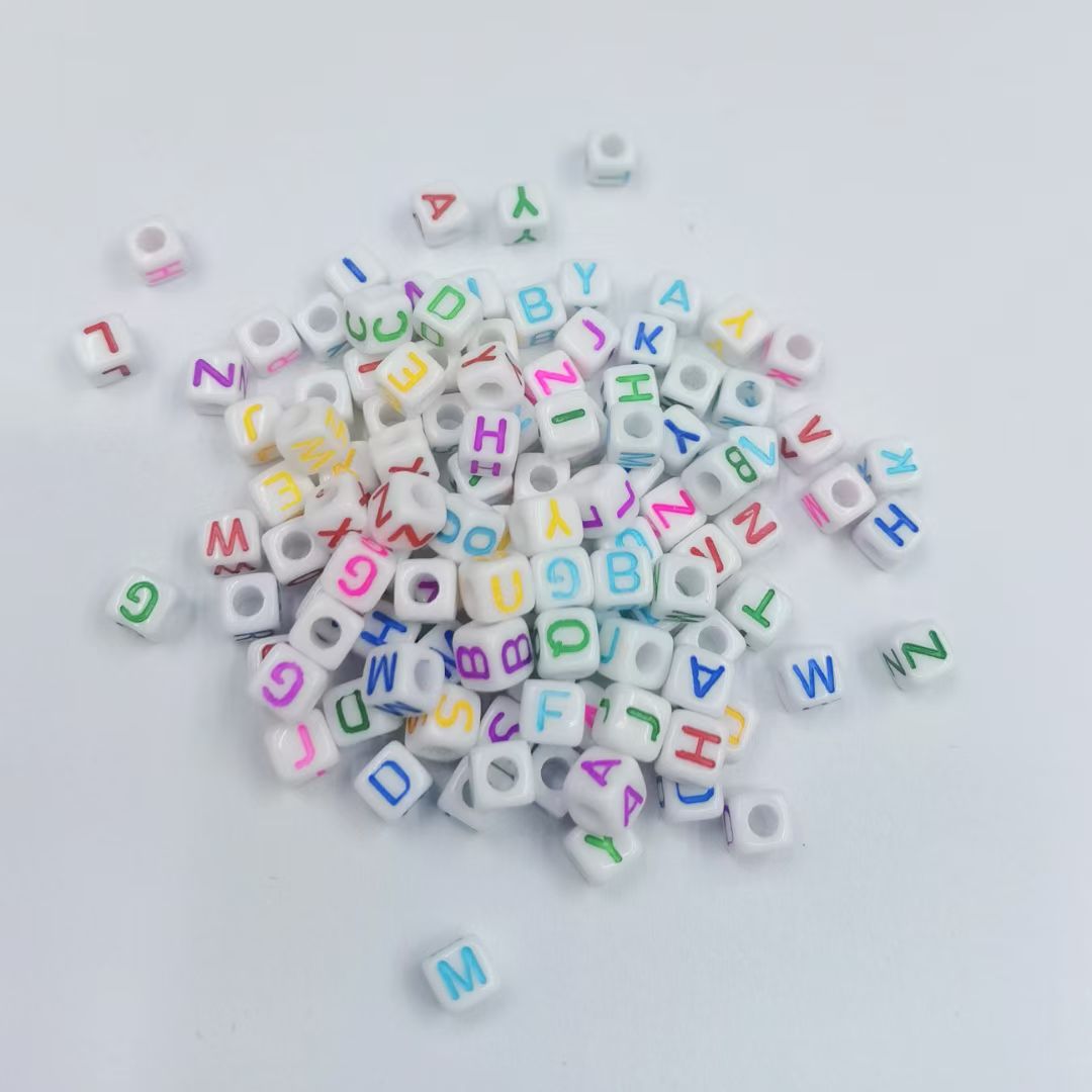 5㎜迷你小字母滴油效果 干净 颜色亮丽 材料环保 字母珠饰品配件 精美散珠串珠 珠子饰品制作材料 独特风格珠子散珠饰品详情图6