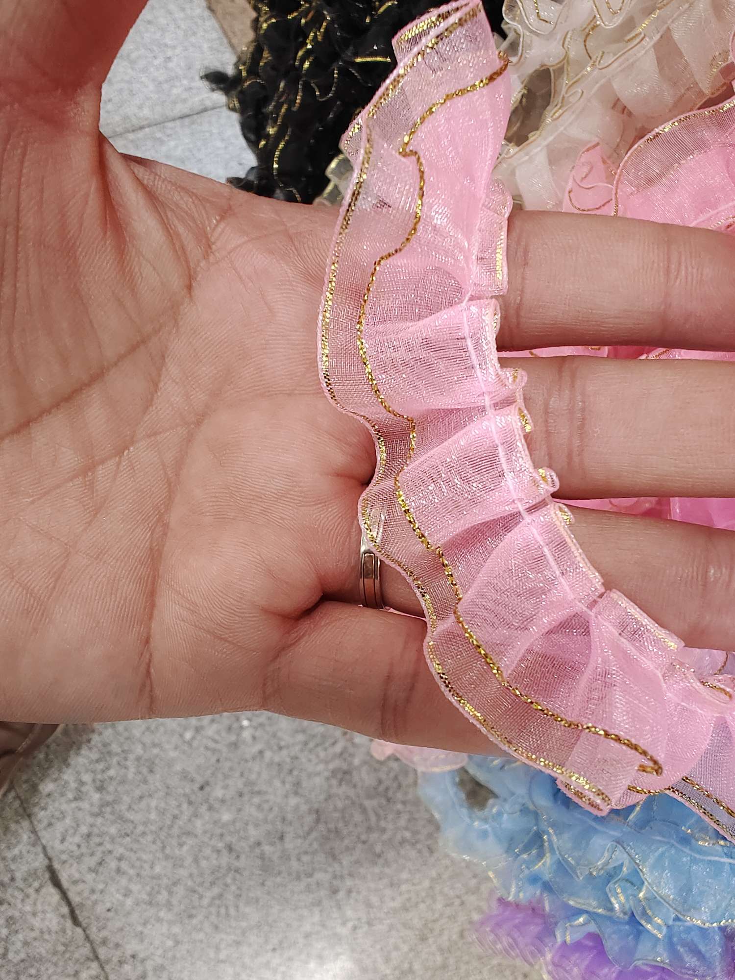 纺织皮革专用 5CM蕾丝花边网纱 打折特惠 流苏花边 纺织辅料 布料装饰美化花边花边花边细节图