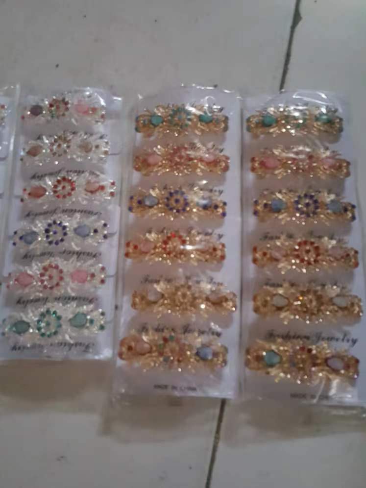 发箍发卡精致饰品 高级感满满