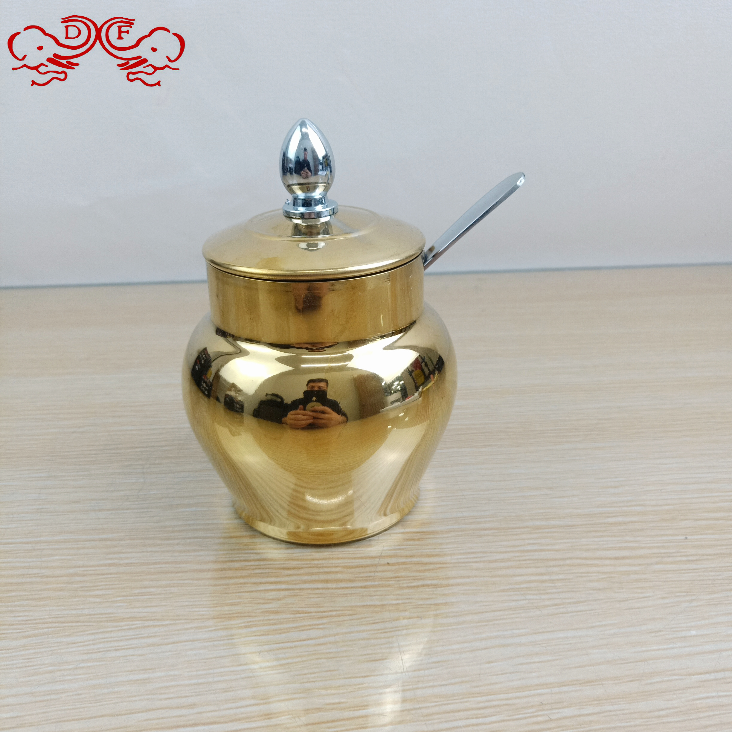 DF99918金色家用调料瓶厨房工具收纳盐糖味精罐调料罐DF TRADINGHOUSE 