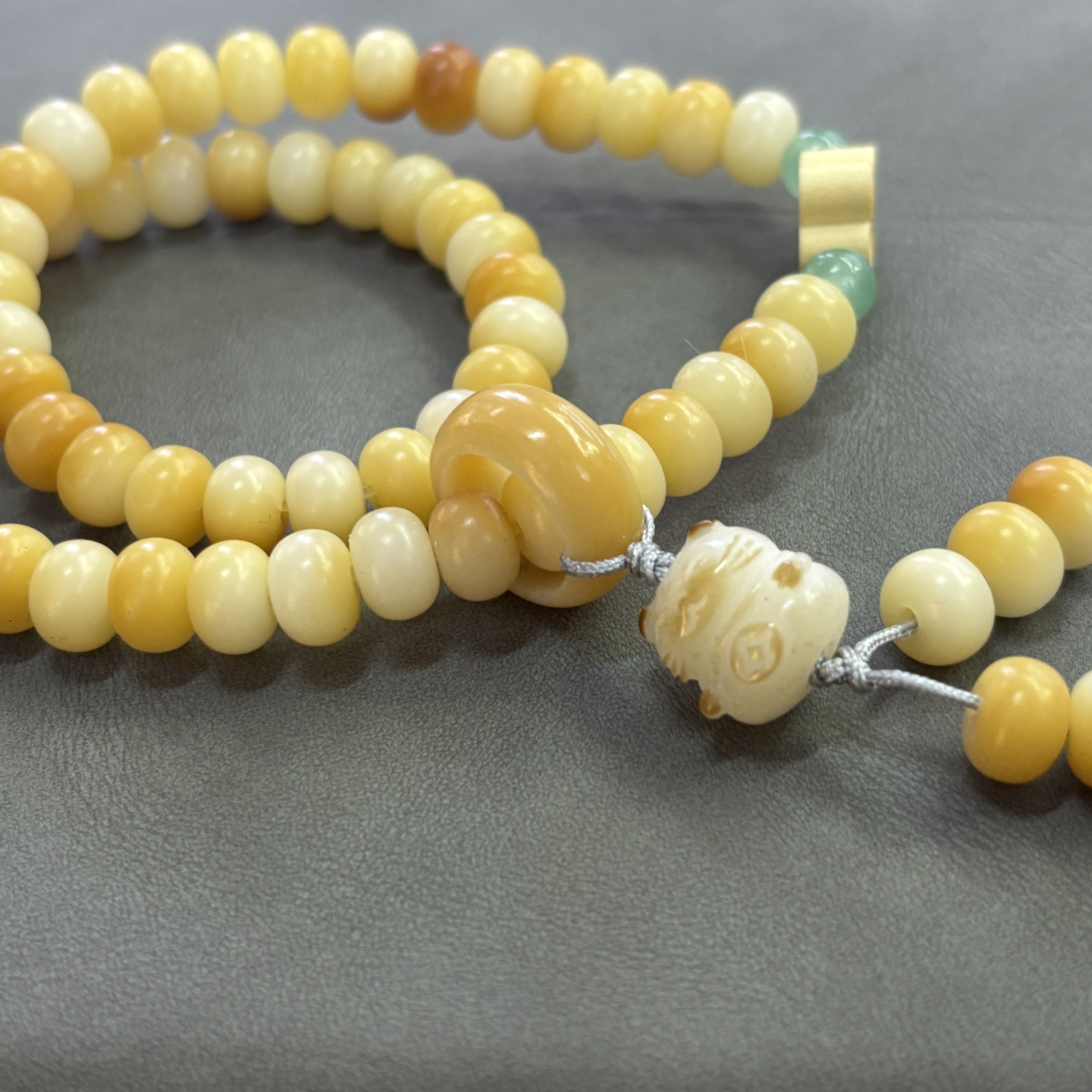 Natural Bodhi bracelet, lemon-yellow abacus beads, double-loop playing men's and women's bracelets, wholesale of Buddhist beads details Picture