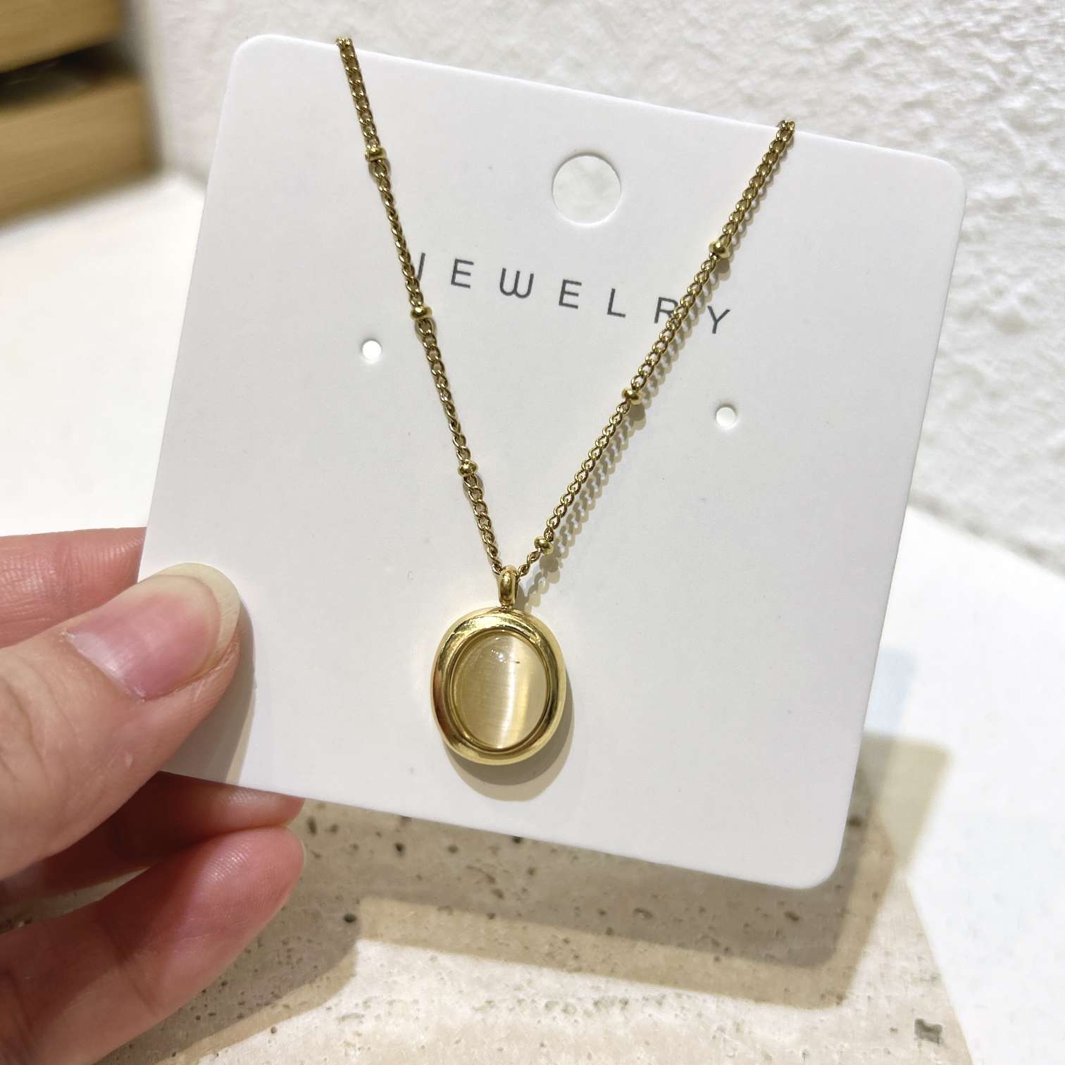 Titanium steel chain four-leaf clover gold inlay jade pendant, high-end accessory, fashionable necklace, essential for enhancing one's temperament, Mengfeini xl012