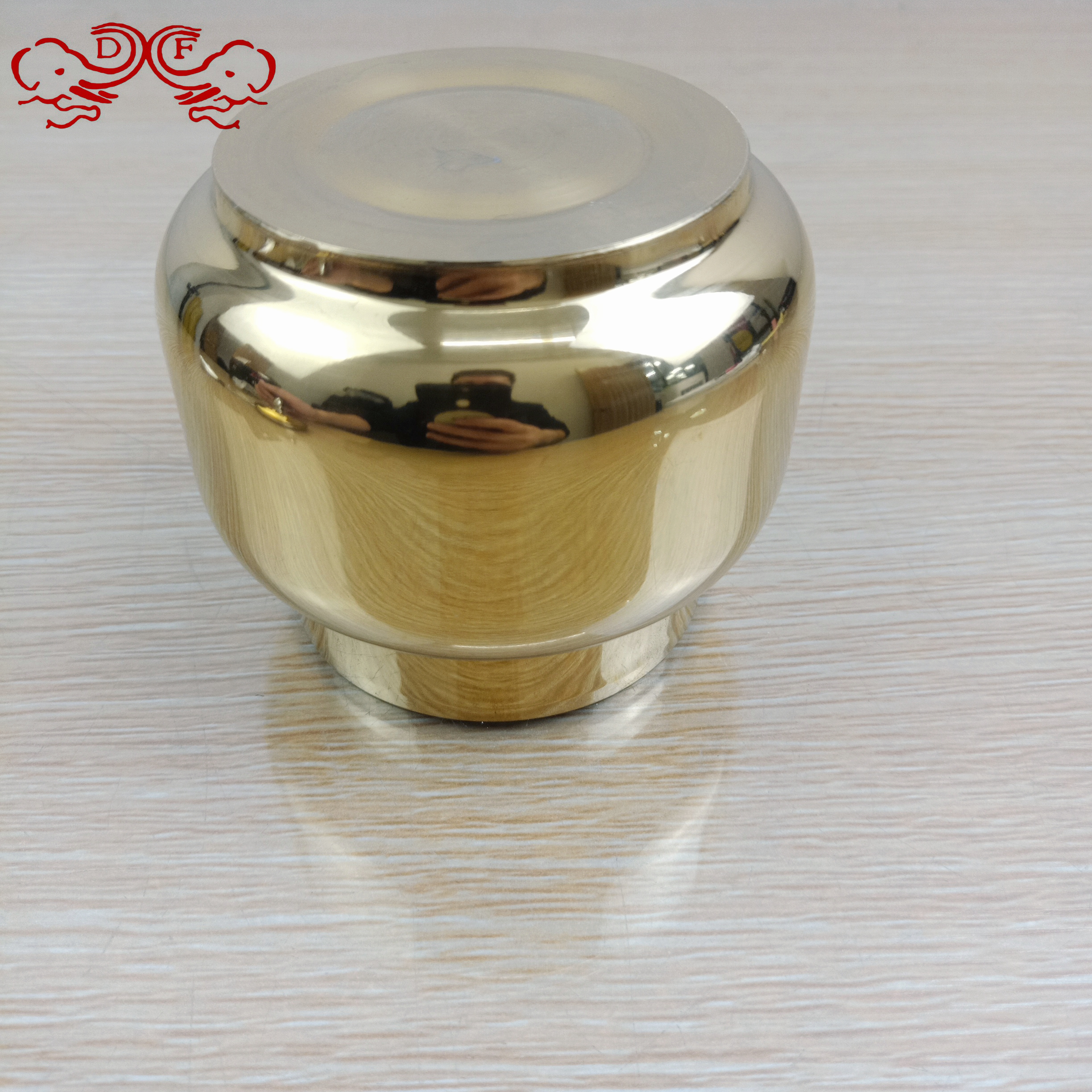 DF99918金色家用调料瓶厨房工具收纳盐糖味精罐调料罐DF TRADINGHOUSE 白底实物图