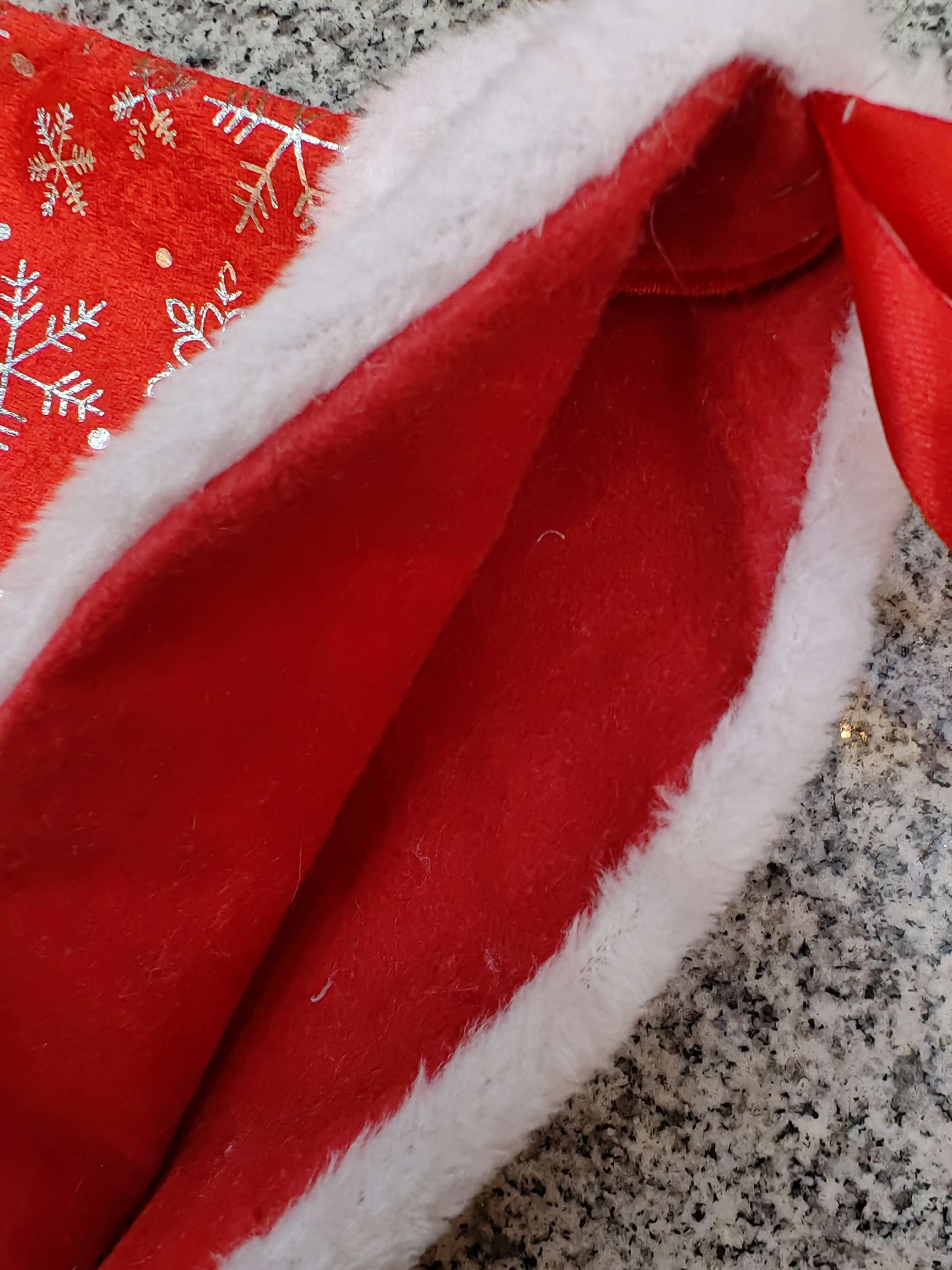 Christmas stockings with golden fleece printed snowflakes and stars, white fleece cuffs, best-selling and high-quality Christmas stockings for export detail image 4