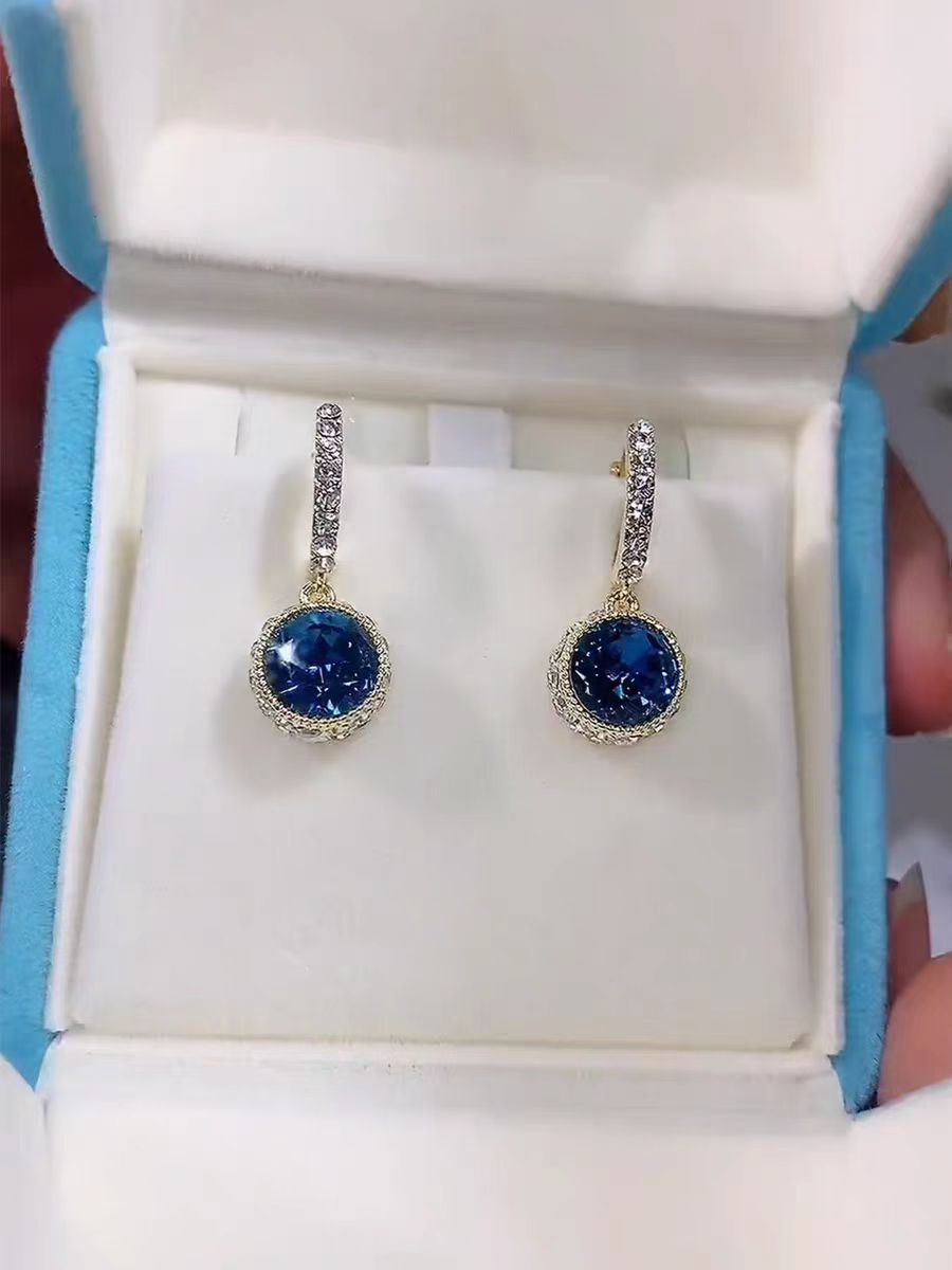 Classic and exquisite ear buckles, blue crystal earrings, fashionable accessories for ladies Item Picture