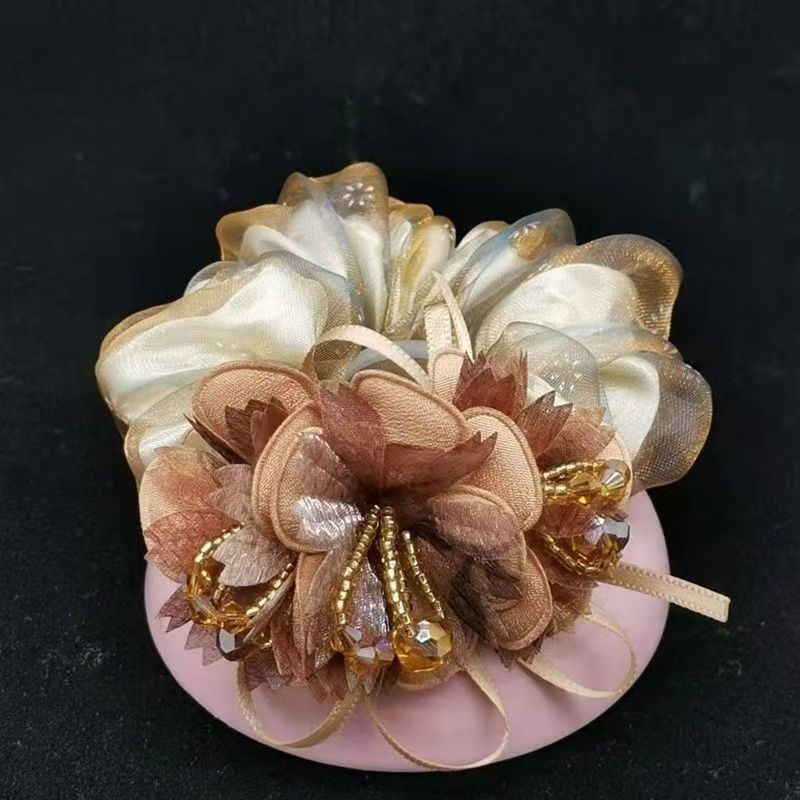 Fashionable women's hair accessories and headwear sets, exquisite handcrafted pearl hair bands, high-end wedding accessories, and light luxury gifts