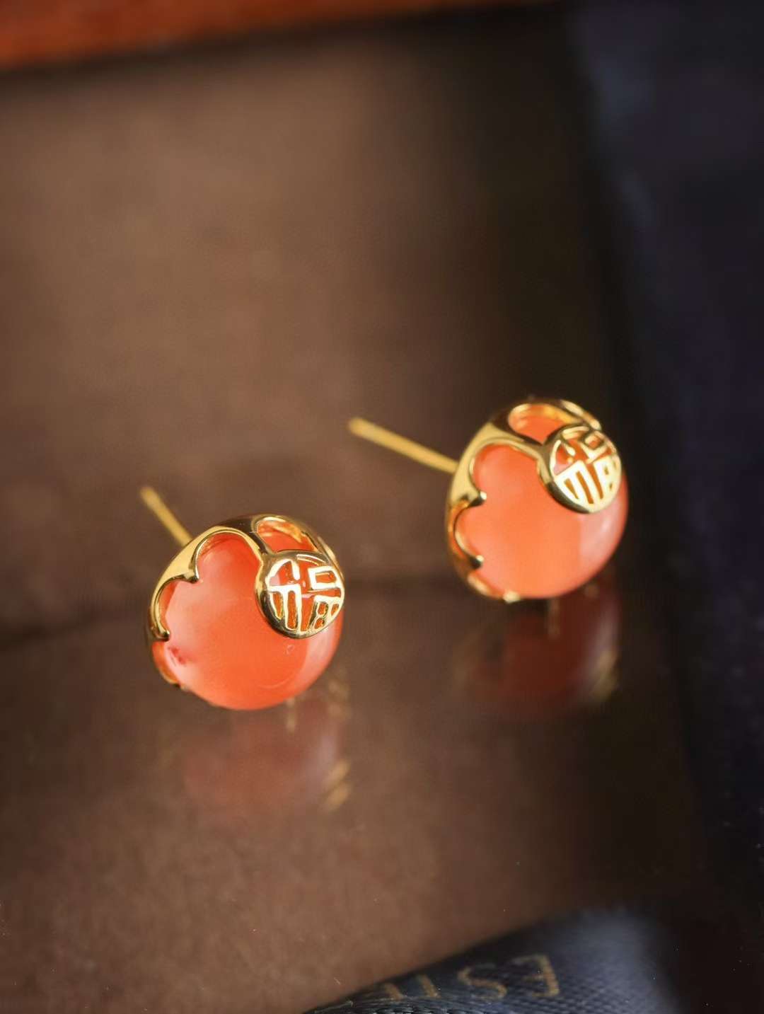 思兰银饰 925银金南红耳钉 高级感饰品 独特设计耳环 简约时尚耳饰 优雅女士福字耳环