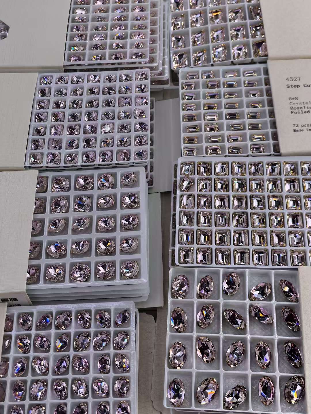 水晶球工艺品 精致水晶内衣模型礼品 古兰经雕刻艺术品白底实物图