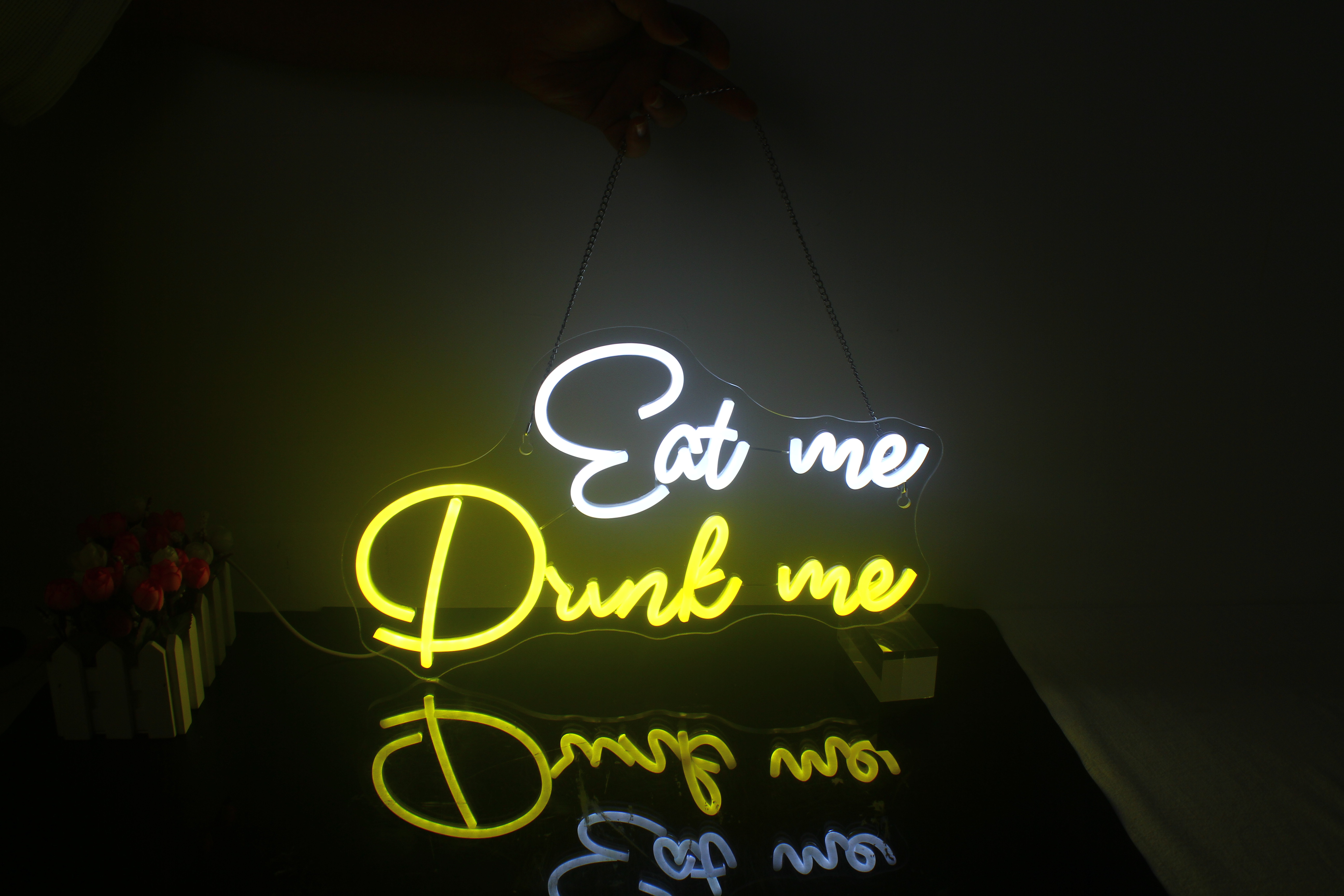 Acrylic letter LED marker light with IP65 rating flexibility