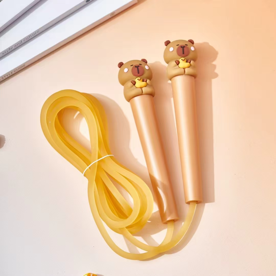 Fan Dou Ka's creative and cute cartoon head capybaras, skipping rope, sports and fitness products, skipping rope, children's outdoor Application Scenario