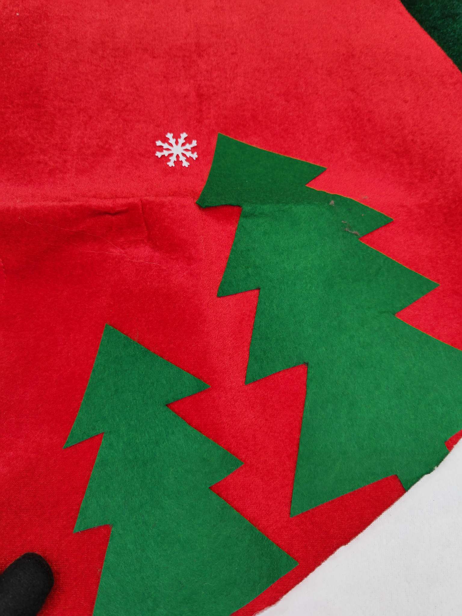 Christmas supplies, Santa Claus tree skirt ornaments, Christmas decorations, festive atmosphere arrangement Specification image