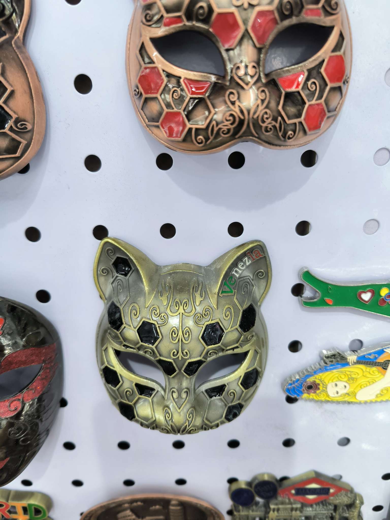 金属工艺品实物图