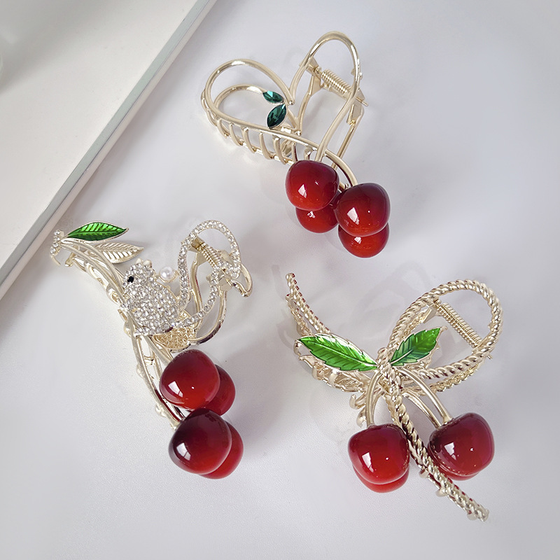 天意饰品精美发饰 头饰发梳头饰 高档头绳 地摊热销抓夹 头饰新款女式鲨鱼夹