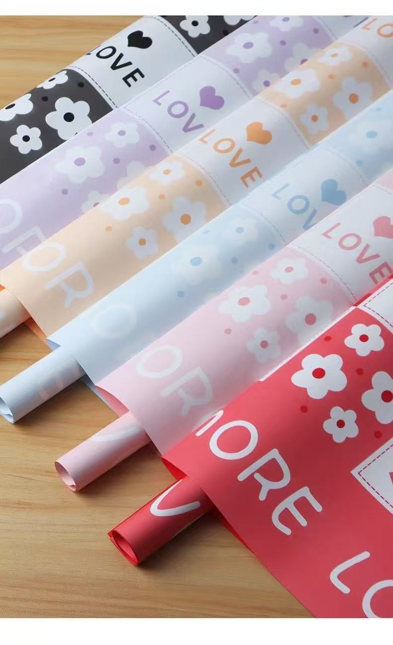 Laser paper for daily-use flower packaging, flower bouquet wrapping paper, pleated crepe paper, flower beautification and decoration, high-end flower shop packaging material detail image 3