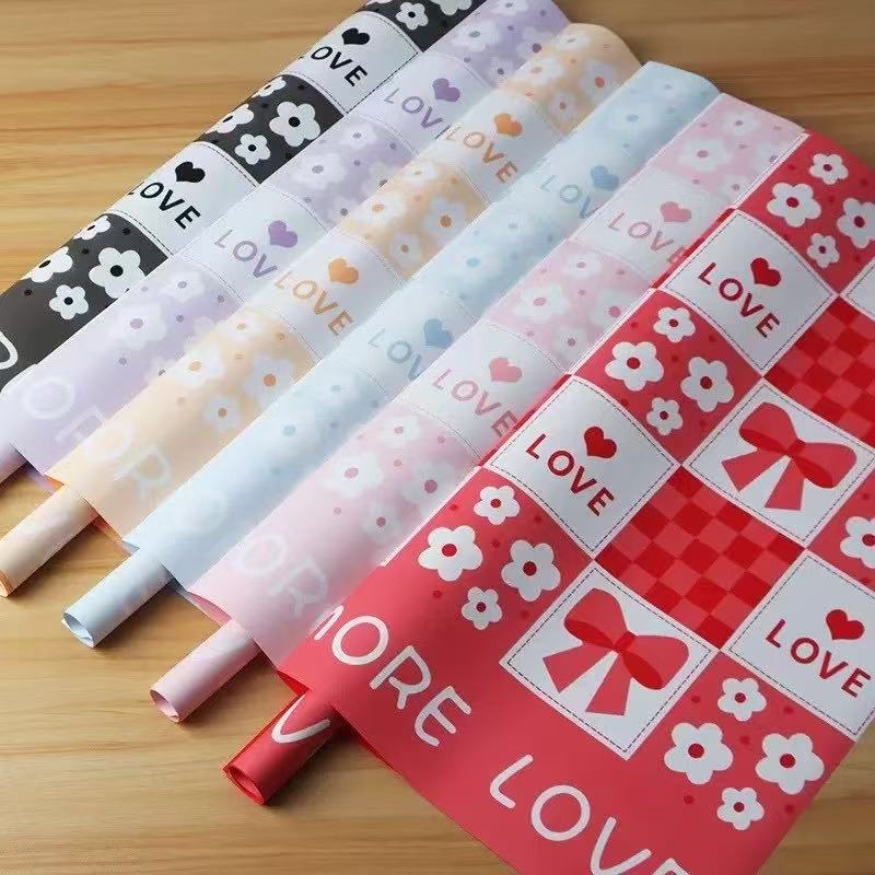 Laser paper for daily-use flower packaging, flower bouquet wrapping paper, pleated crepe paper, flower beautification and decoration, high-end flower shop packaging material detail image 2