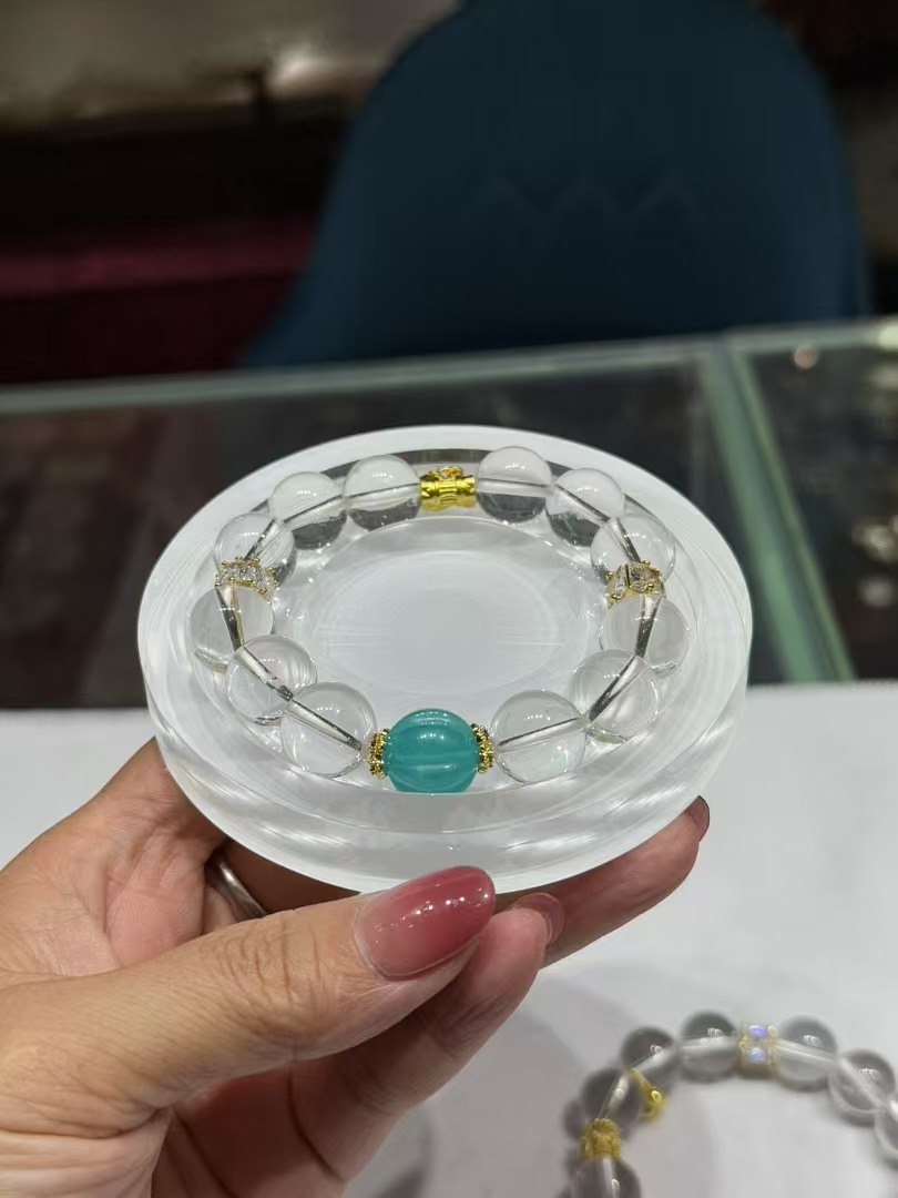 进口饰品天然水晶翡翠珠宝天然白水晶高级珠宝首饰精致手工打造珠宝首饰定制