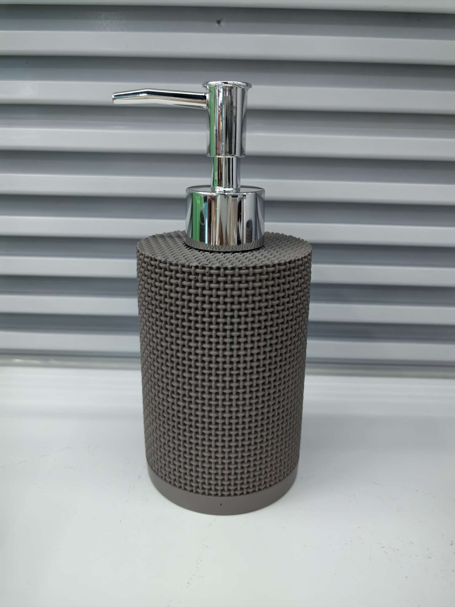 麻布纹树脂四件套-洗手液瓶 牙刷架 口杯 肥皂盒