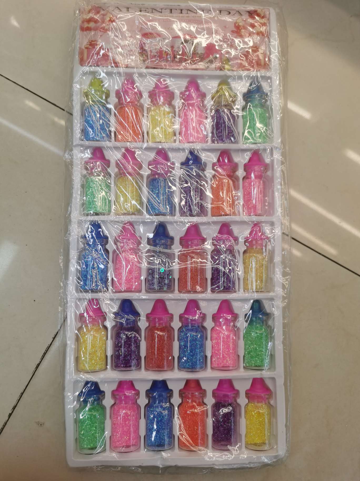 Premium gold powder bottle, brand-new packaging. Premium gold powder bottle, brand-new packaging. Premium gold powder bottle, brand-new packaging Item Picture