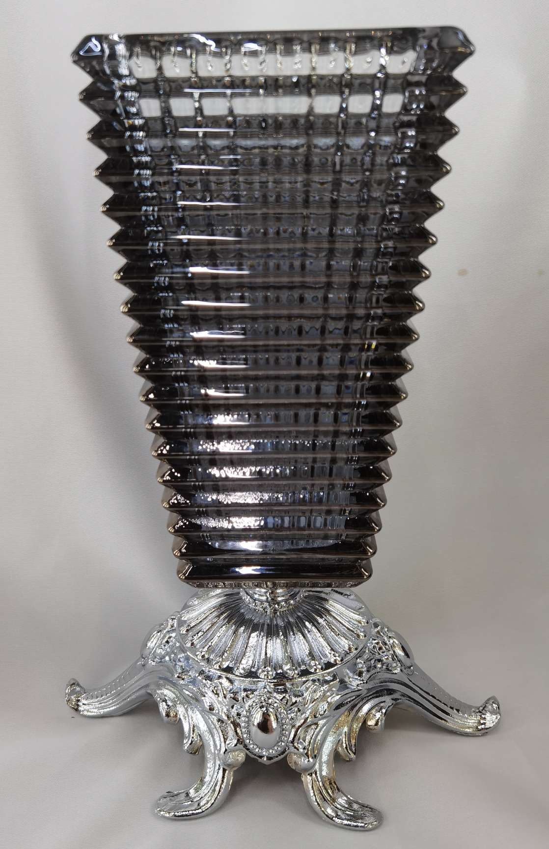 精致工艺品礼品 25cm玻璃花瓶 蜡烛摆件 装饰花瓶 陶瓷花瓶 钻条绳装饰 美观实用家居装饰品花瓶25cm玻璃花瓶产品图