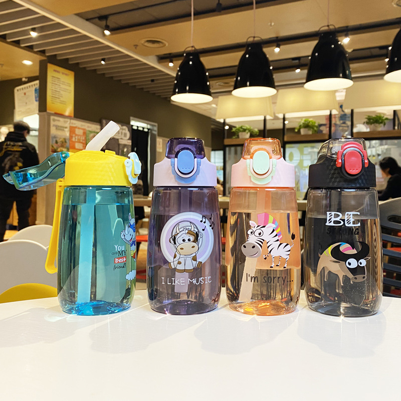 S150-TY-0877 Children's portable water bottle Kindergarten baby direct drinking pot high appearance level cartoon straw water bottle full figure