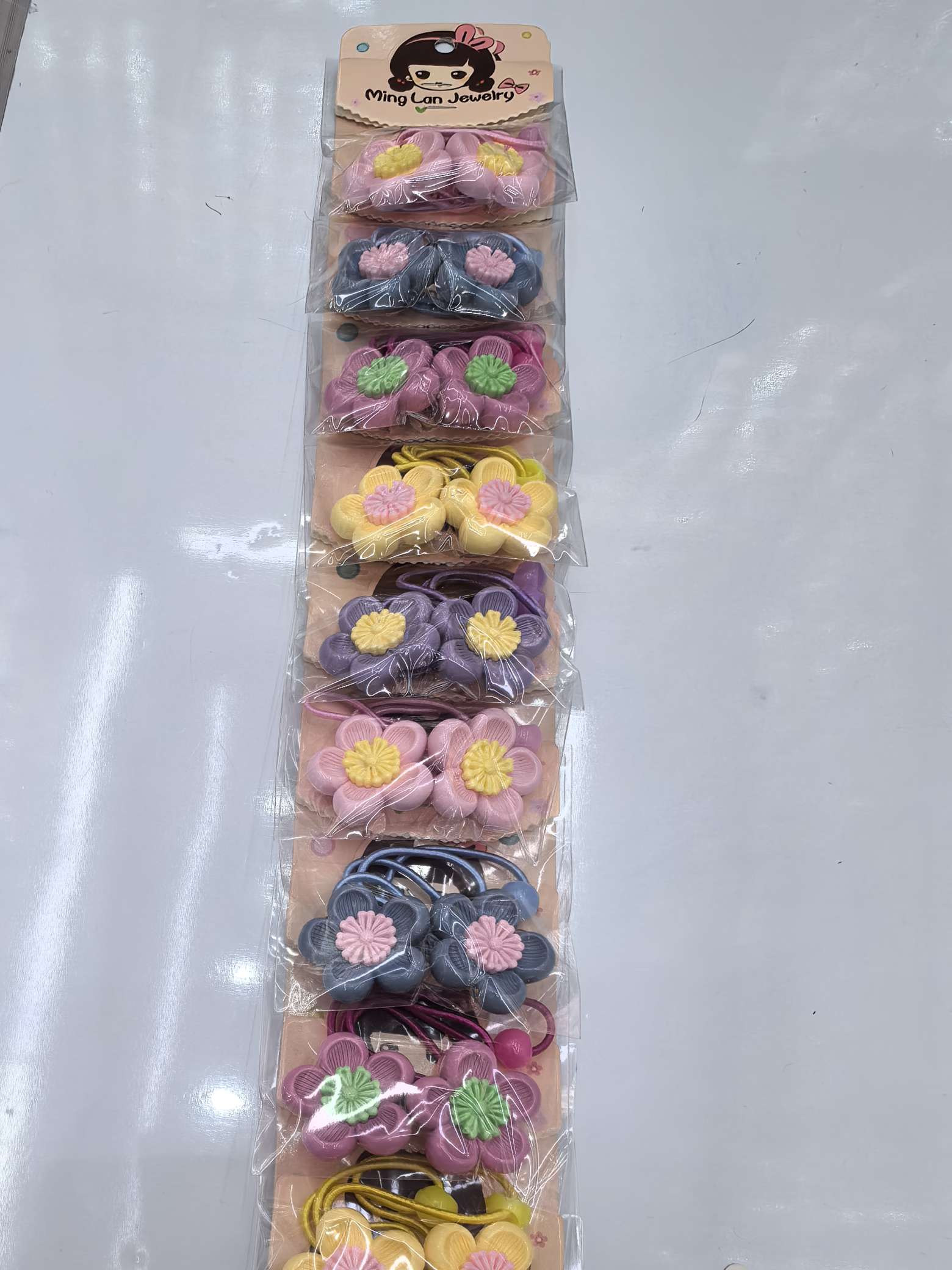 最近流行款中号树脂花朵花蕊很大戴着条纹花皮筋3007茗兰饰品