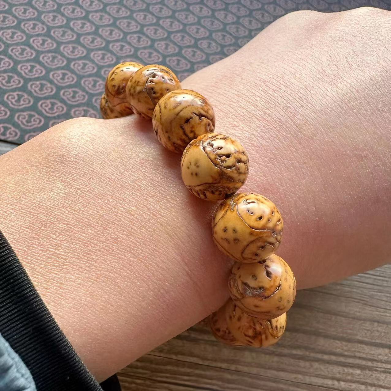 Fude Xuan 14m Longan Bodhi Bracelet Wholesale, natural phoenix eye Bodhi seed cultural play Buddhist prayer beads bracelet, men's and women's single circle bracelet, Star and Moon Bodhi factory, large stock, temple gift, scenic area night market stall, street stall bestseller Specification image