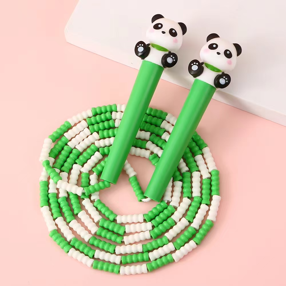 Fandouka Stationery, creative and cute cartoon head Cut Panda bamboo joint skipping rope, sports goods, fitness goods, skipping rope, children's outdoor Application Scenario