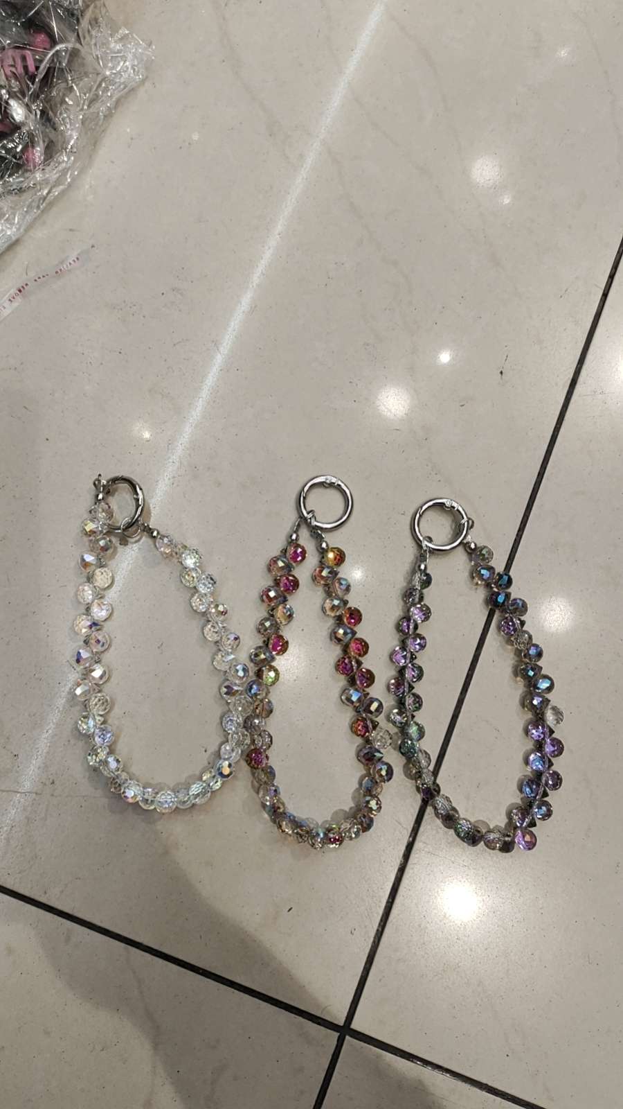 创意炫彩手机链 饰品挂饰 时尚潮流手机挂件 精美耐用饰品 手机装饰小挂件