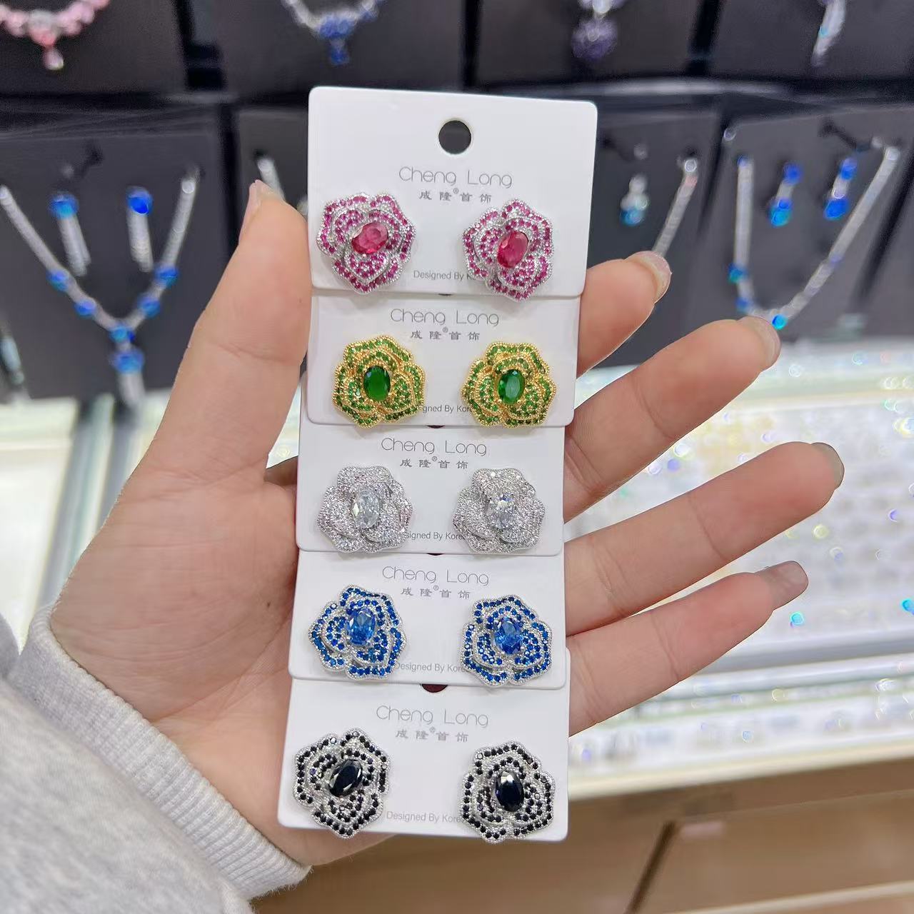 Specialized in ear stud and ear needle accessories. Titanium steel ear stud and stainless steel ear stud and ear jewelry. Simple and fashionable ear jewelry, ear stud and ear needle. Personalized ear jewelry, ear stud and ear needle. Stainless steel titanium steel ear stud Application Scenario