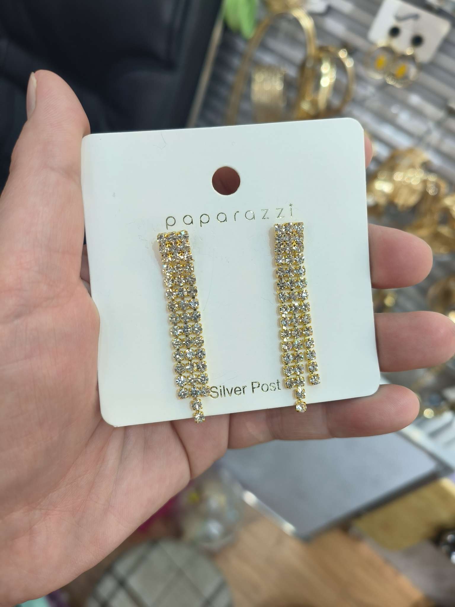 玫瑰金磨砂耳钉 高级感耳环 耳饰 简约时尚饰品 独特设计耳饰品 精致女士首饰细节图