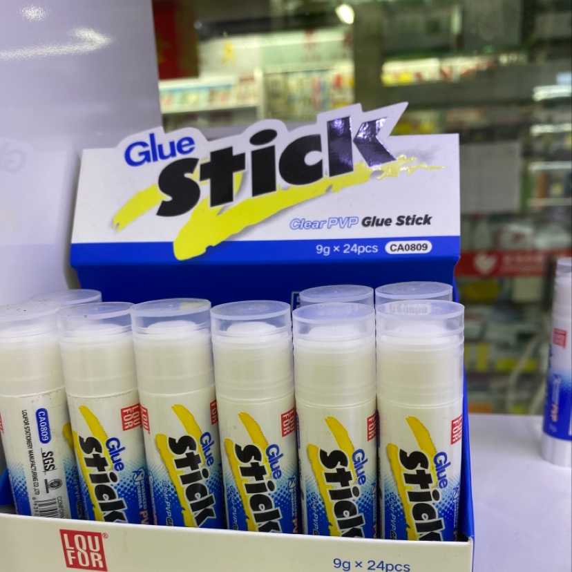 固体胶棒 办公用品1 粘合力强